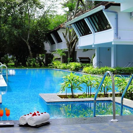 Nihara Resort And Spa Cochin Kochi Екстериор снимка