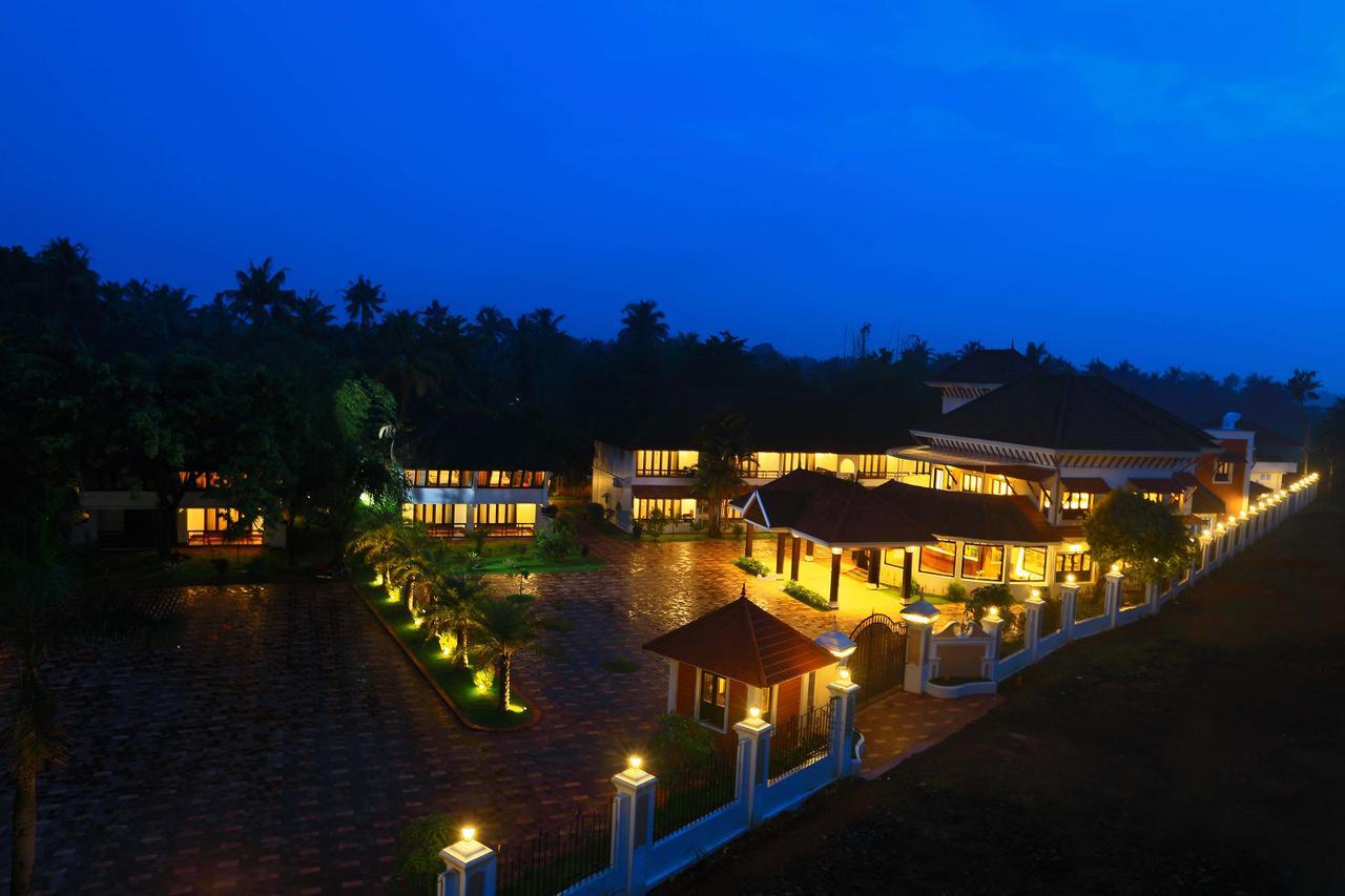 Nihara Resort And Spa Cochin Kochi Екстериор снимка