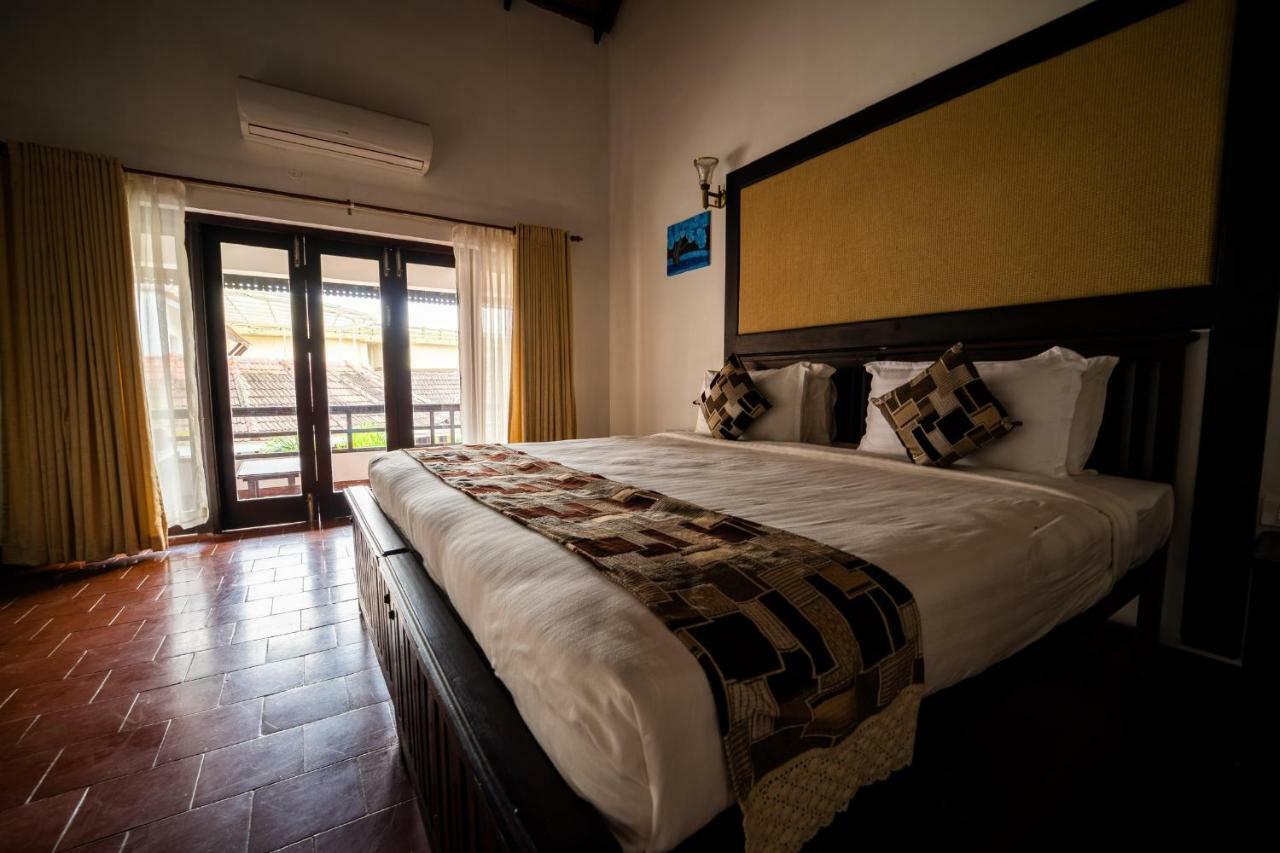 Nihara Resort And Spa Cochin Kochi Екстериор снимка