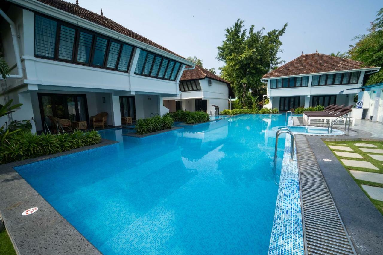 Nihara Resort And Spa Cochin Kochi Екстериор снимка