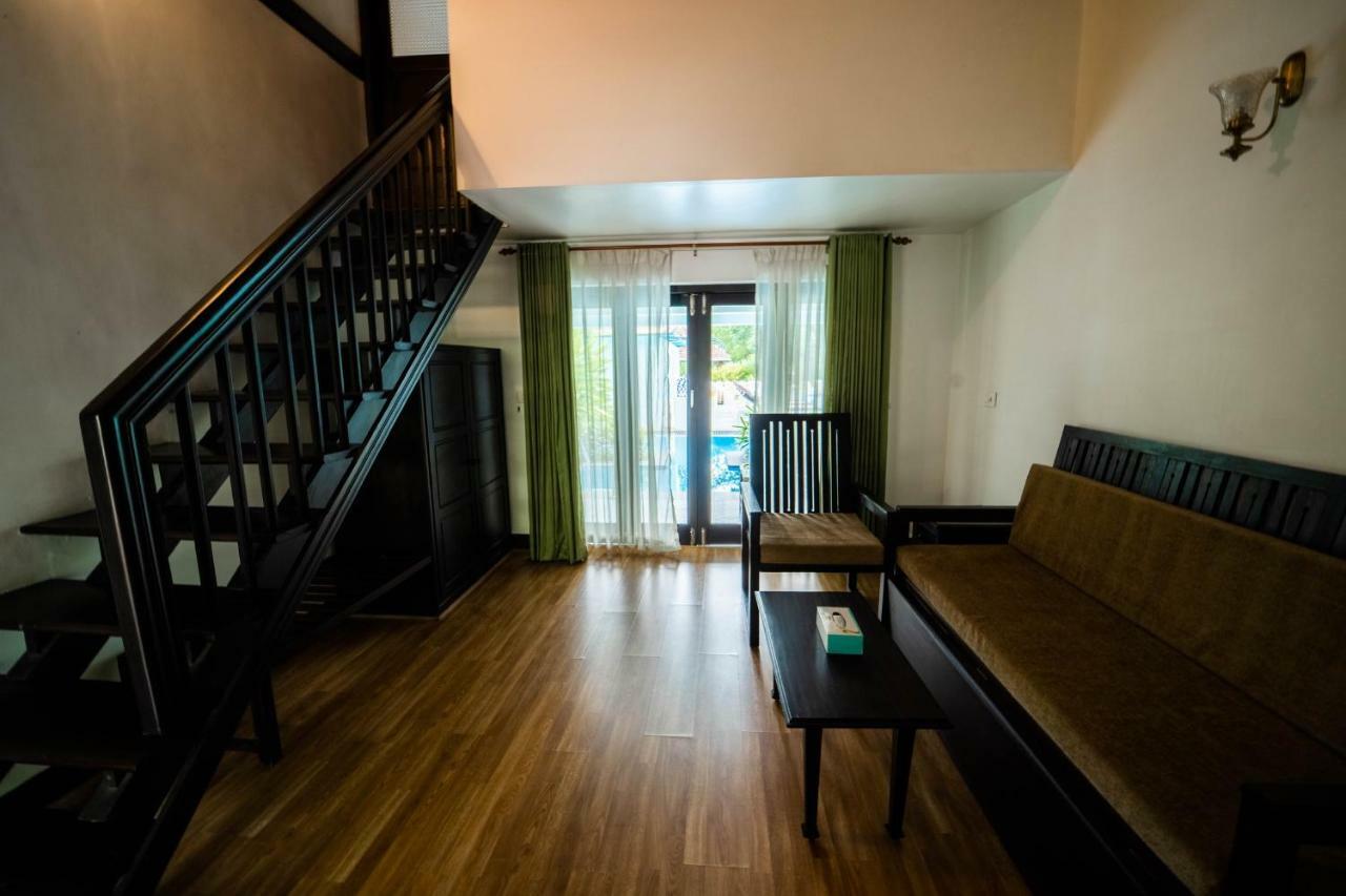 Nihara Resort And Spa Cochin Kochi Екстериор снимка